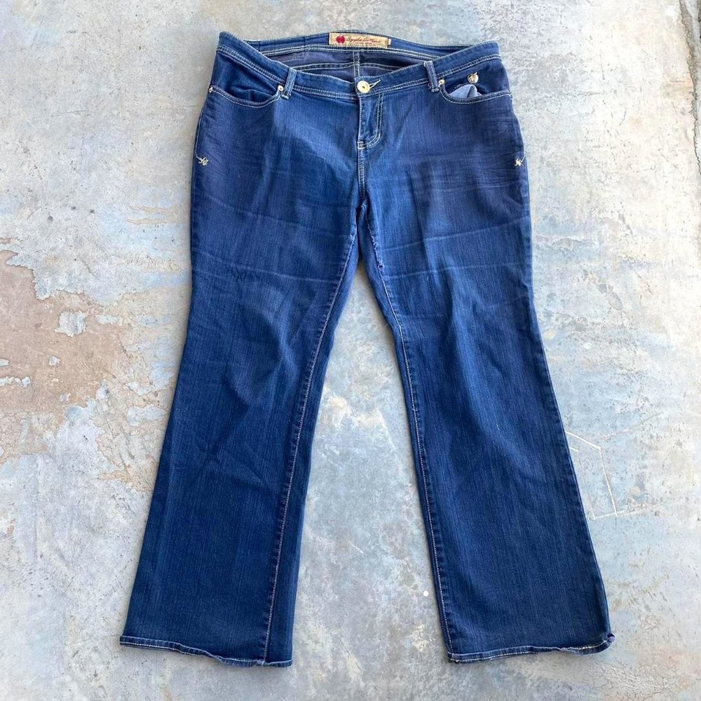 Apple bottom jeans